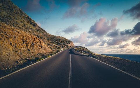 基于人工智能的道路损伤检测