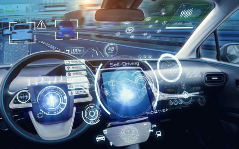 利用人工智能在汽车保险中驾驭数据的力量